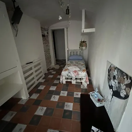 Battaglia 45 Hotel